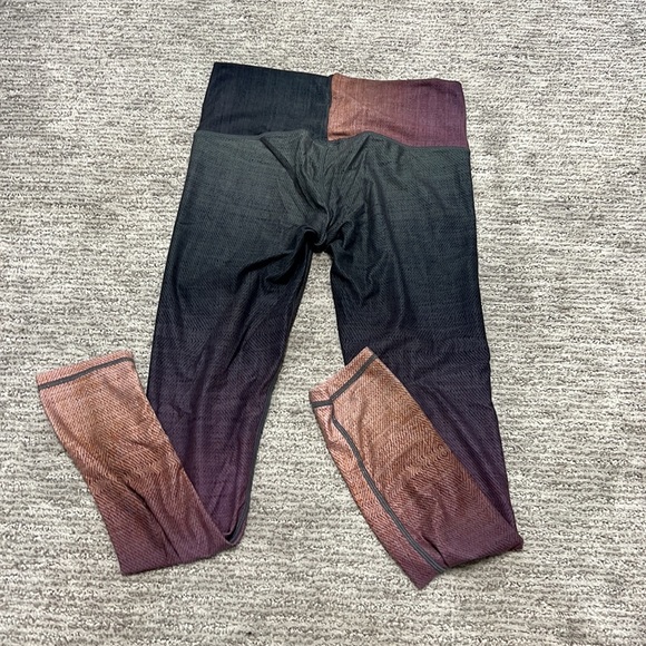 Ombré Leggings - Picture 2 of 2